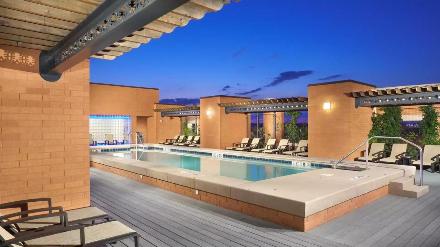 Mt Vernon 1br W Gym Wd 2 Pools Roomy Rooftop Wdc-39 Washington